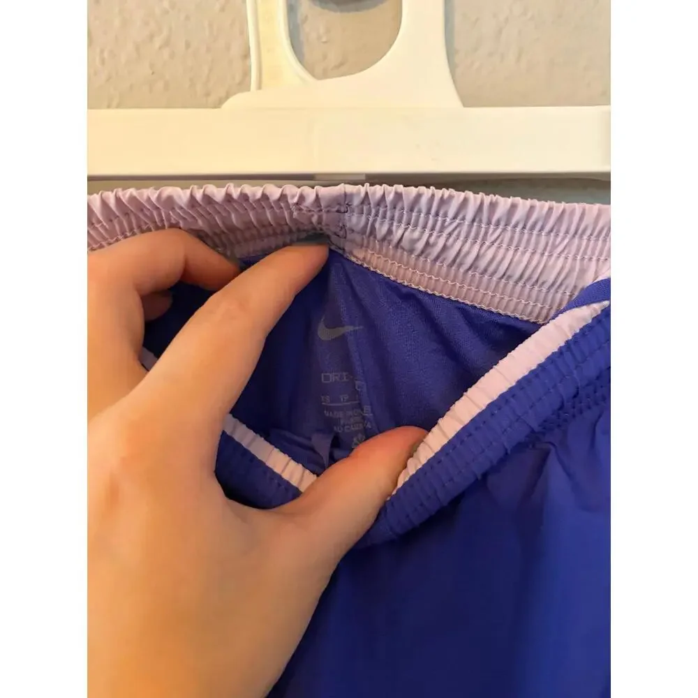 Nike purple/pink shorts size XS - Picture 2 of 3